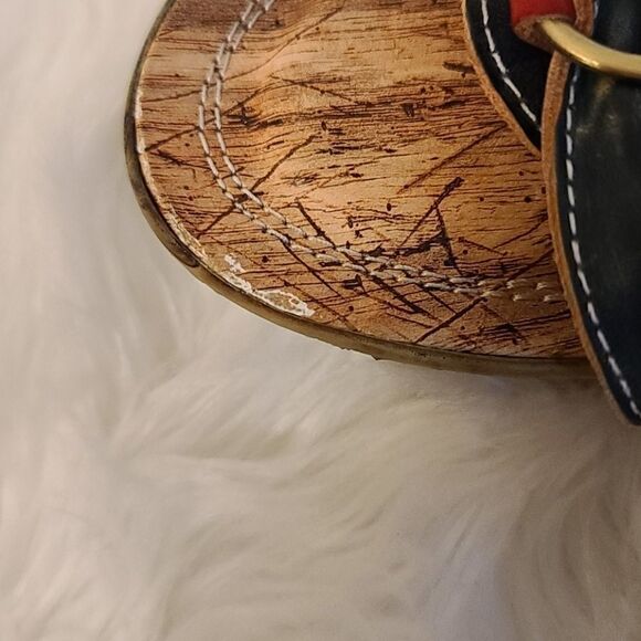 Spring step Genevieve distressed wedges - Picture 10 of 11